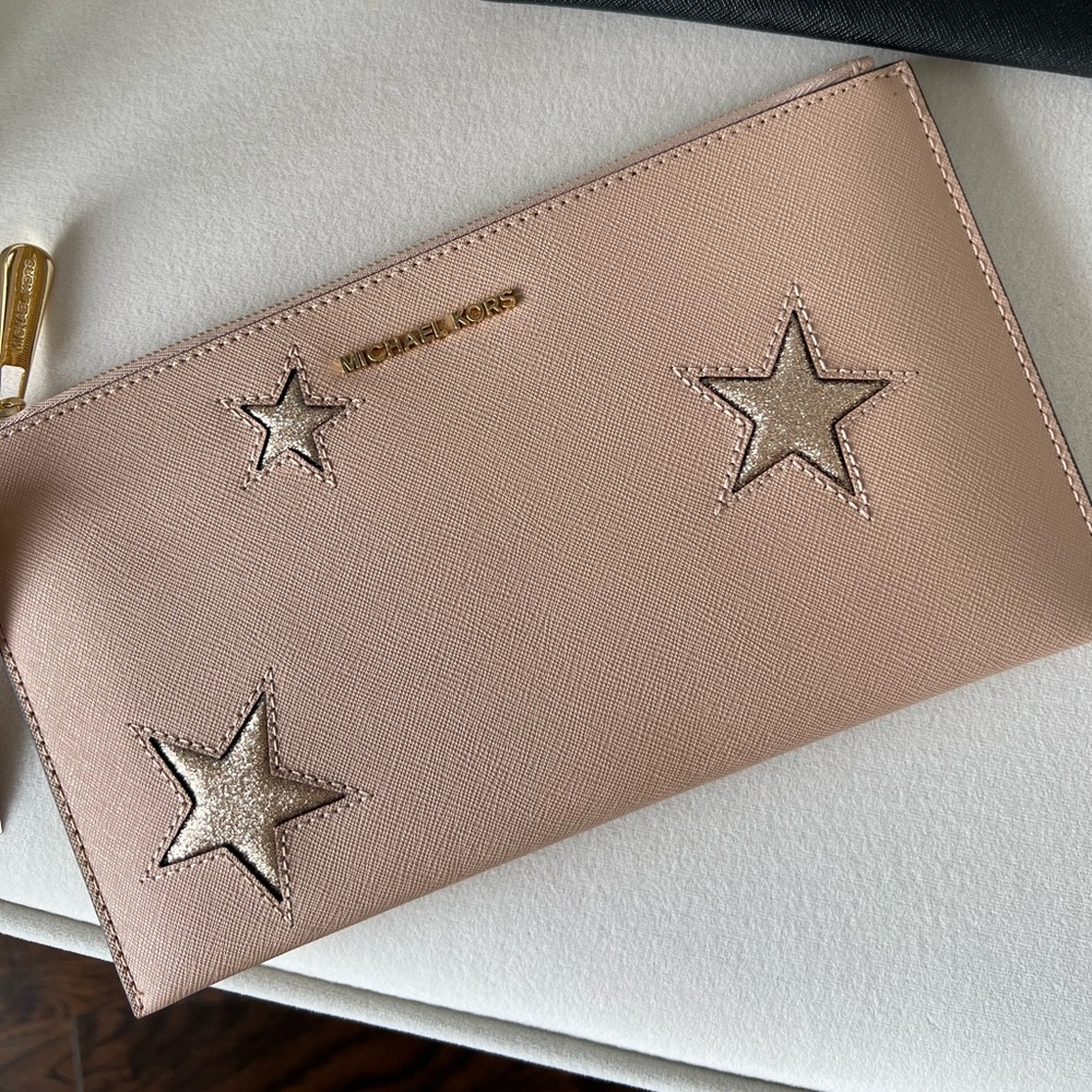 Michael Kors Jet Set Travel Star Clutch